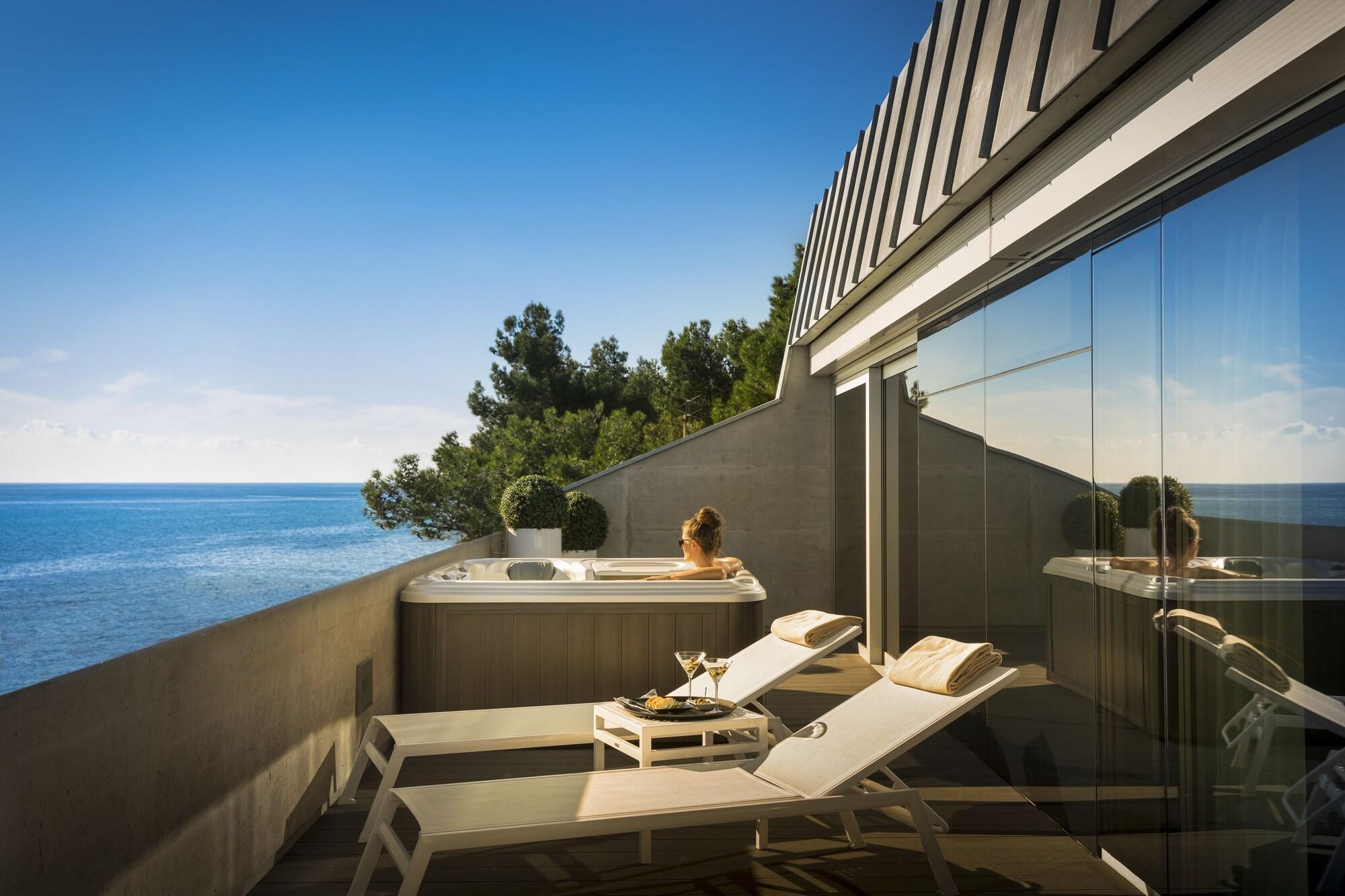 Rivalmare Beach Boutique Hotel - New! Новиград Екстериор снимка