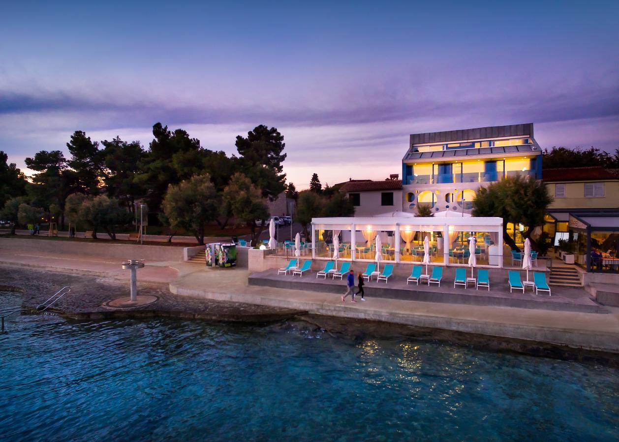Rivalmare Beach Boutique Hotel - New! Новиград Екстериор снимка