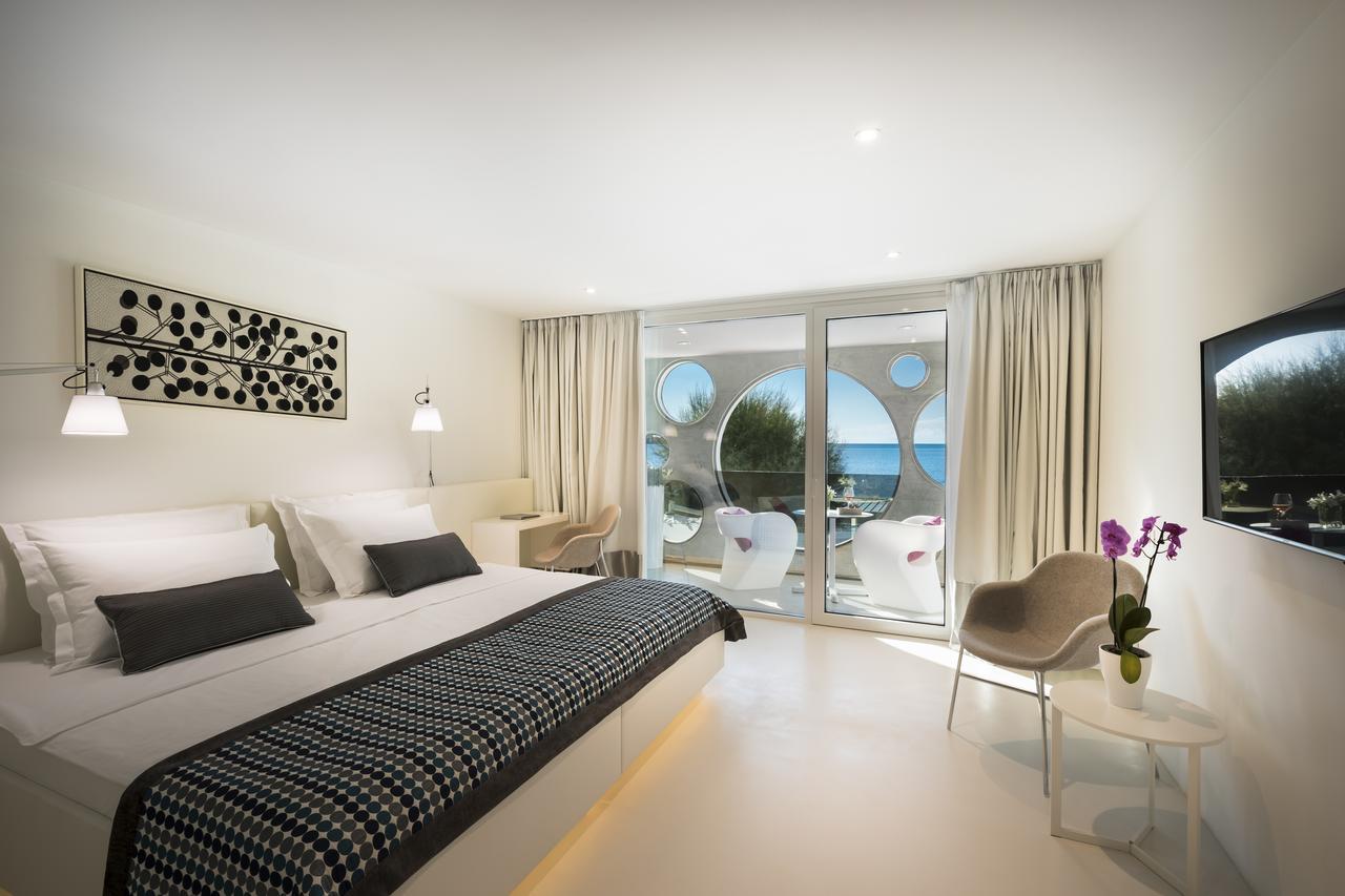 Rivalmare Beach Boutique Hotel - New! Новиград Екстериор снимка